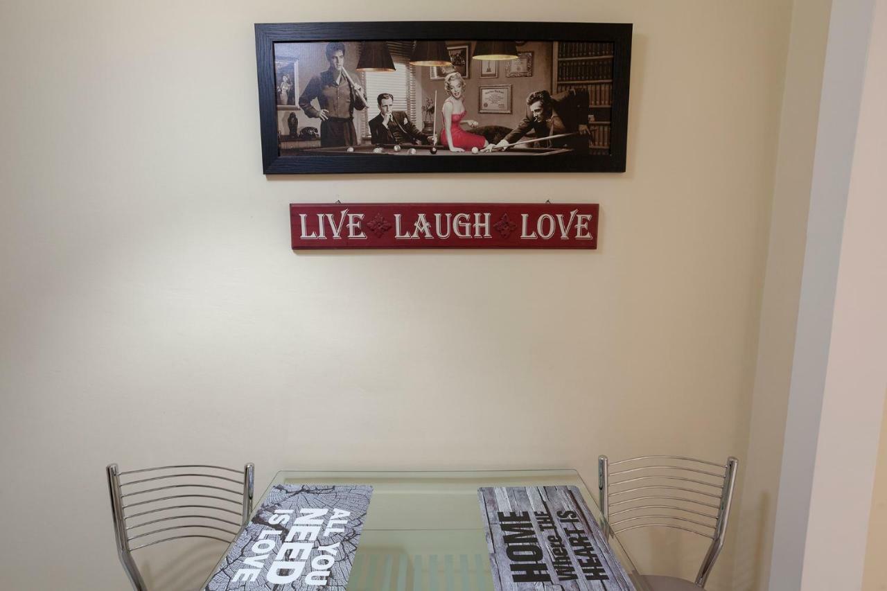 Renovated And Cool Flat In Ideal Location Apartment เอเธนส์ ภายนอก รูปภาพ